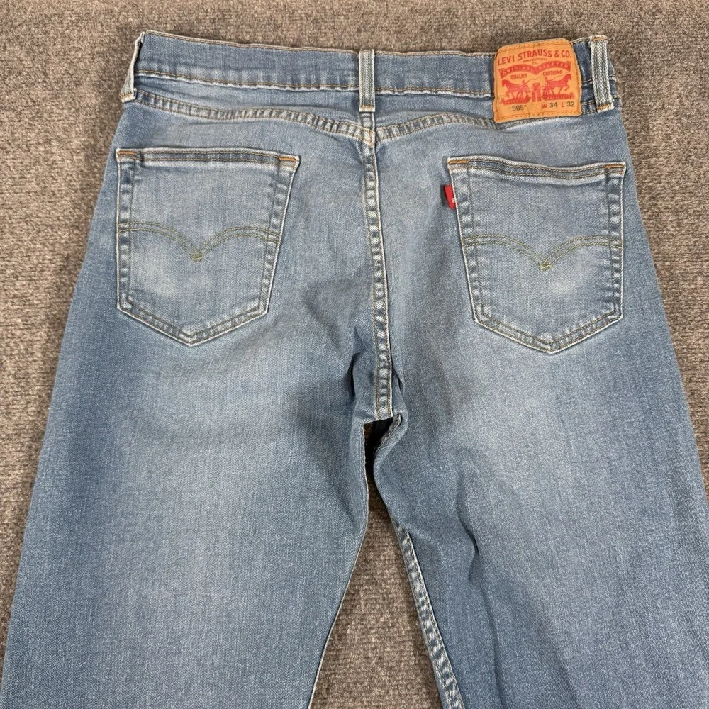 Levi's 505 Jeans Men's 34x32 (Actual 32x31) Regular Fit Straight Leg Medium Wash